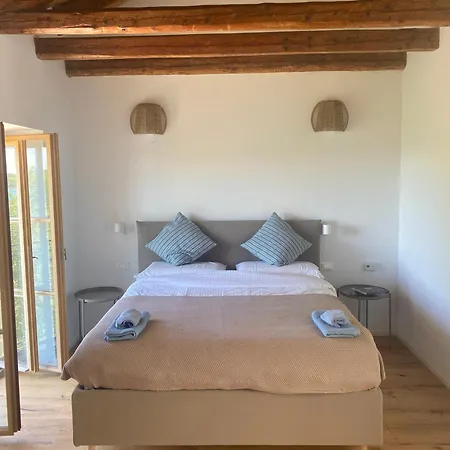 ベッド・アンド・ブレックファスト Casa Fiorita Múggia